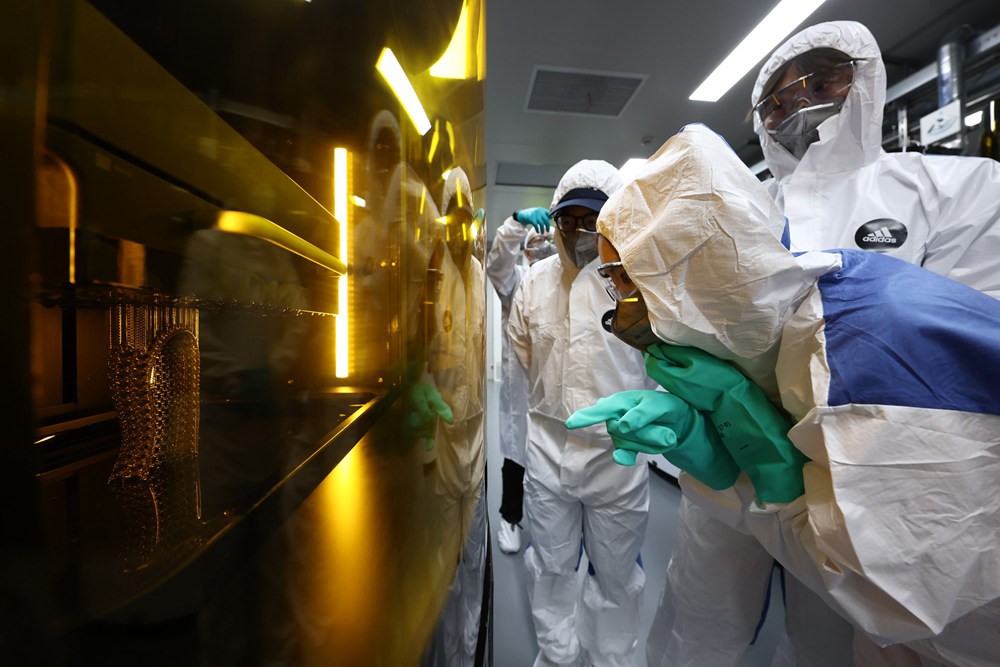 与阿迪达斯一同前往4D打印工厂 生物基材料如何解锁4D技术的无限可能性
